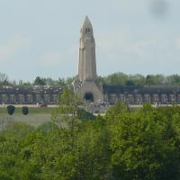 27 Douaumont ossuaire