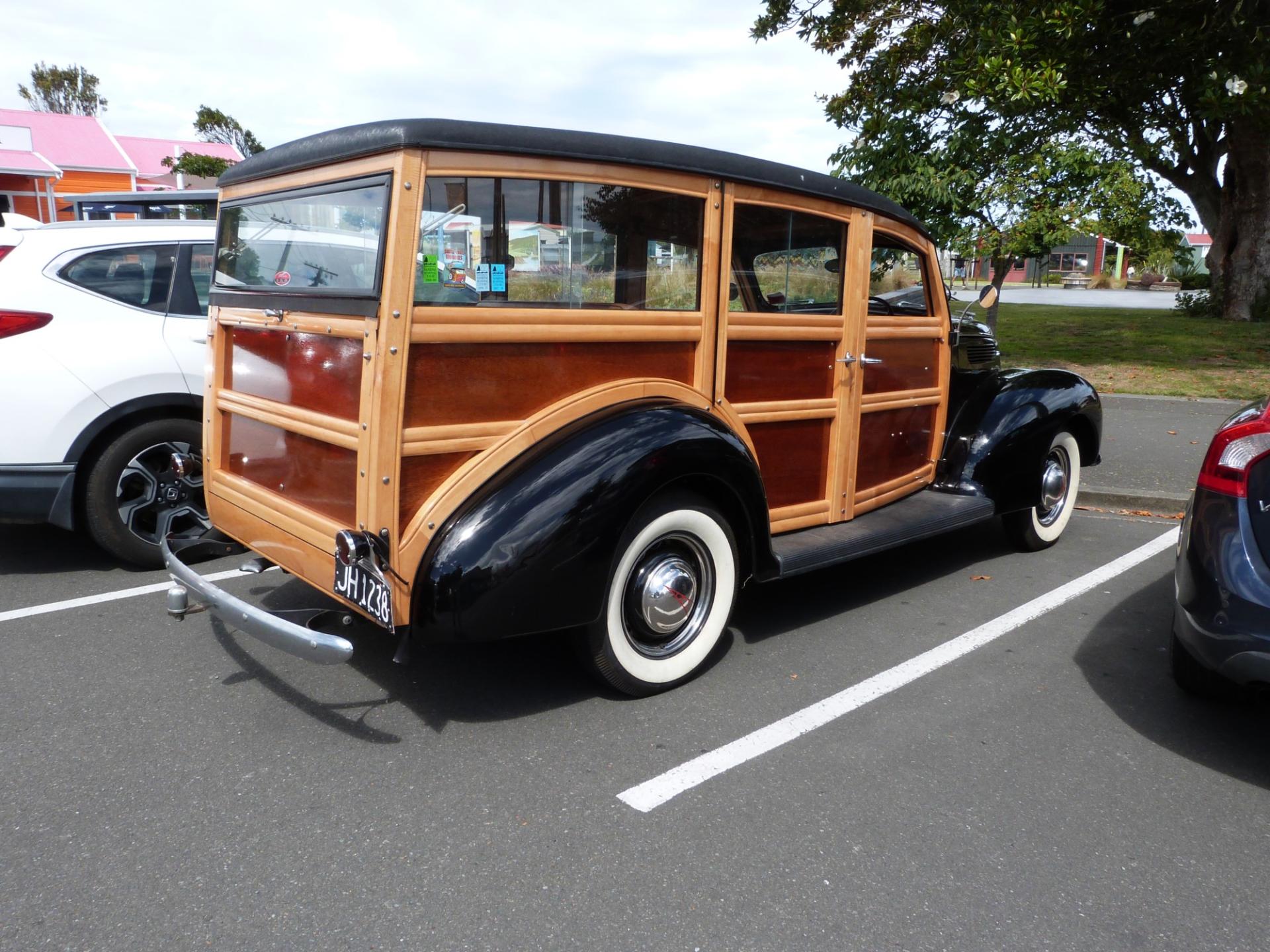 Ford v8 arrière