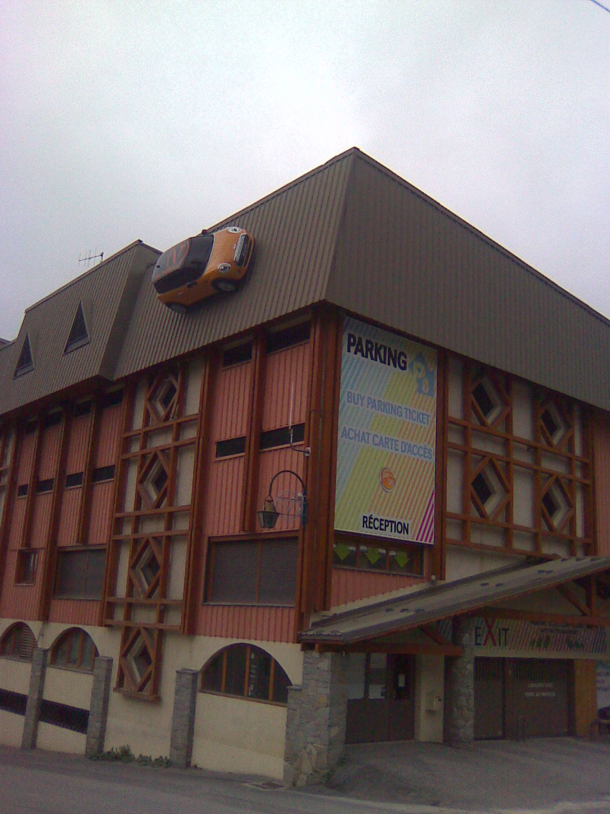 Photo057