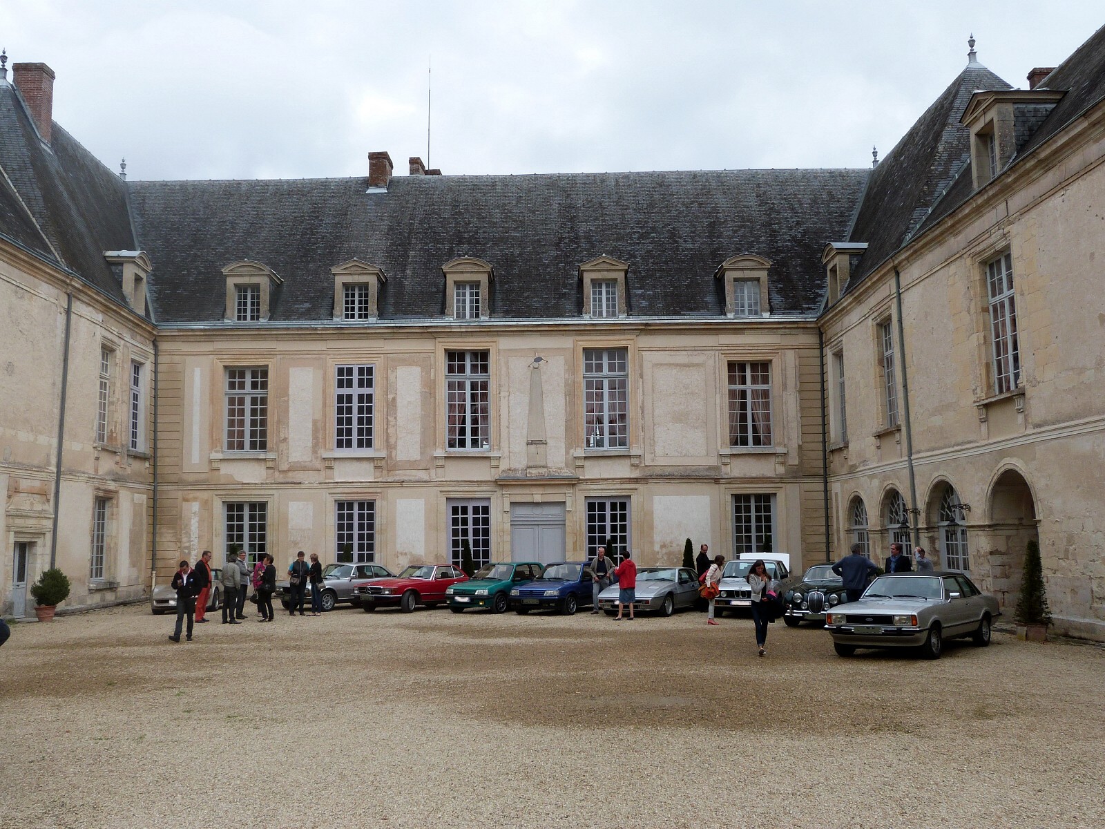 Voitures a conde en brie